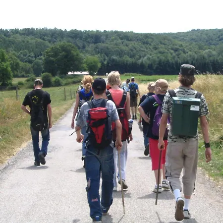 La Fleur Et Le Soleil Bed & Breakfast 3*