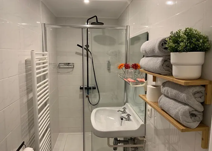 La Fleur Et Le Soleil ベッド・アンド・ブレックファスト デュルビュイ